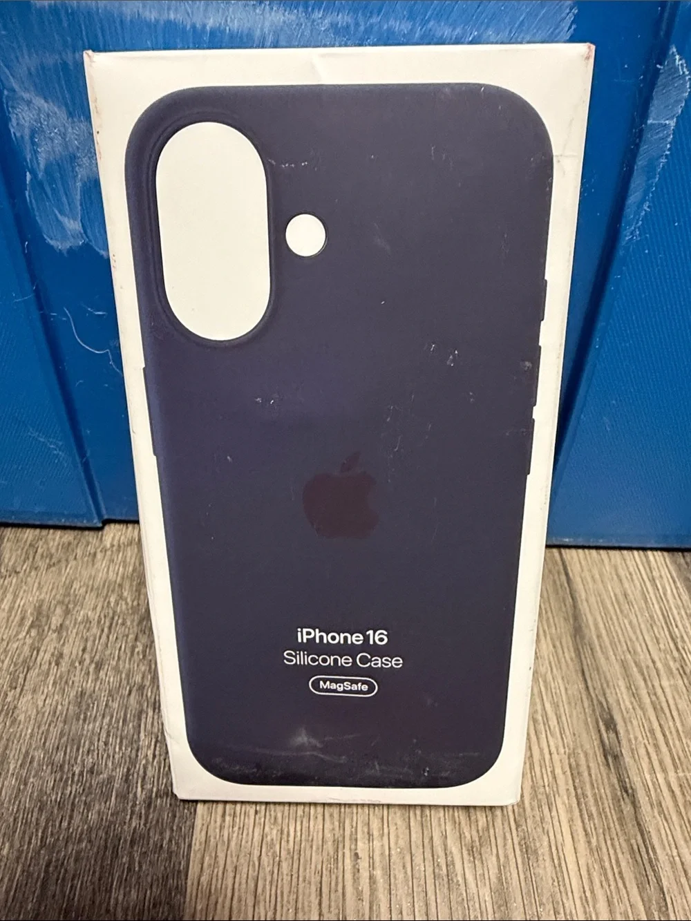 Apple iPhone 16 Silicone Case - black